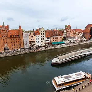https://uroczy-apartament-no-1-gdanska-wyspa-spichrzow.gdanskhotel.org