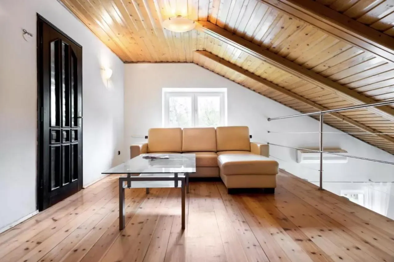 Apartament Sloneczne Pokoje W Parku Kraków